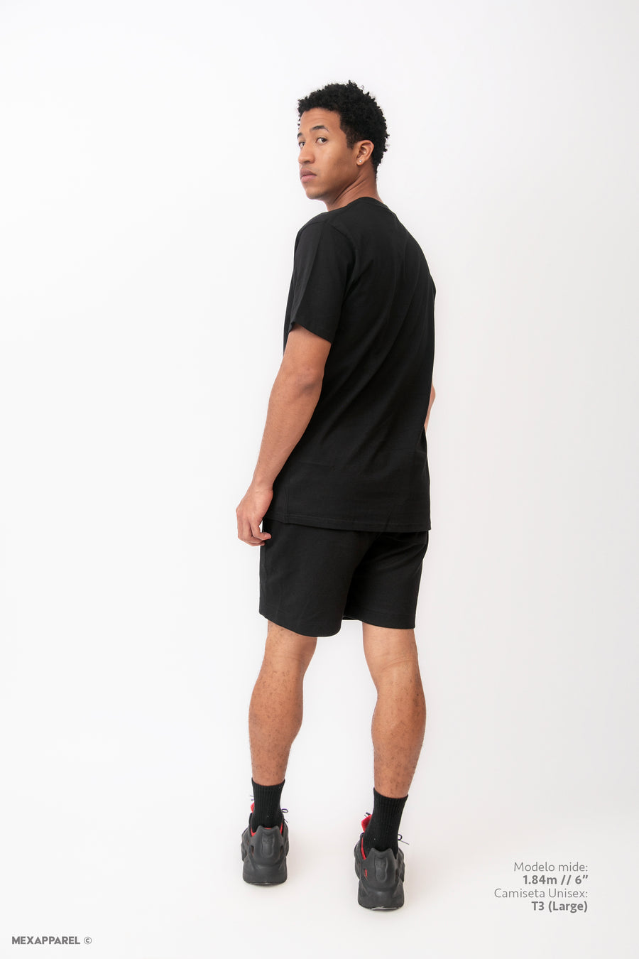 Signature Tee Regular Fit Tacto Seda 220 gsm Color Negro