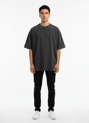 Legacy Tee Oversized 260 gsm Artesanal Dye con destrucción Vintage Black