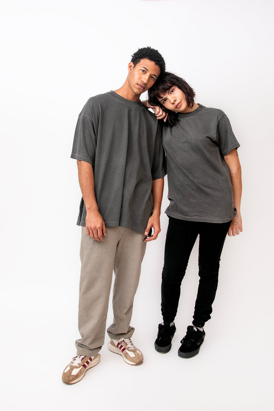 Legacy Tee Oversized 260 gsm Pigment dye Color Pigment Black
